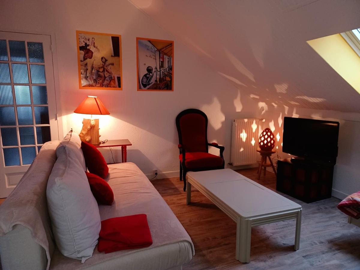 Appartement Dans Maison, Calme Assure Corancy Luaran gambar
